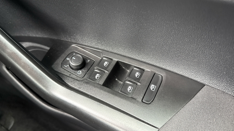 Volkswagen Polo 1.0 TSI Life 5dr Petrol Hatchback